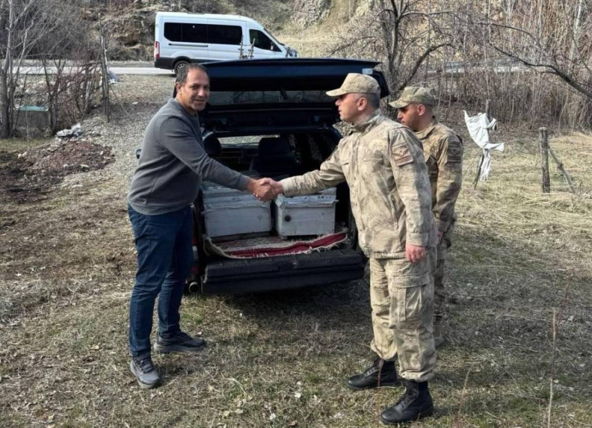Bingöl'de arı kovanlarını çalan şüpheli yakalandı