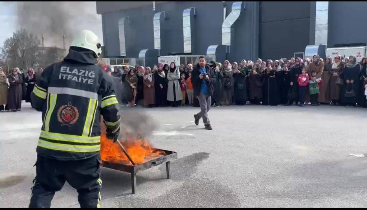 Elazığ'da "Afetlere dirençli toplum eğitimleri" verildi