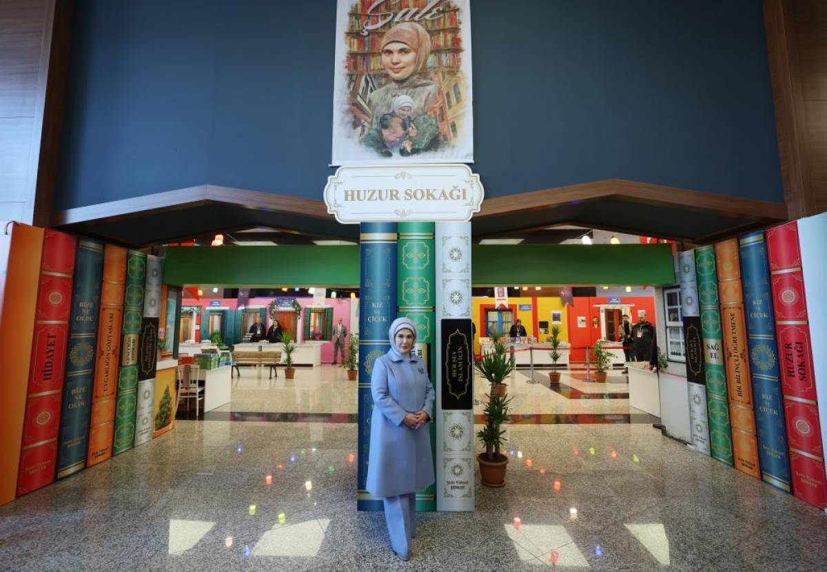 Emine Erdoğan, 2. Şule Yüksel Şenler Kitap ve Kültür Günleri Programı'nda konuştu: