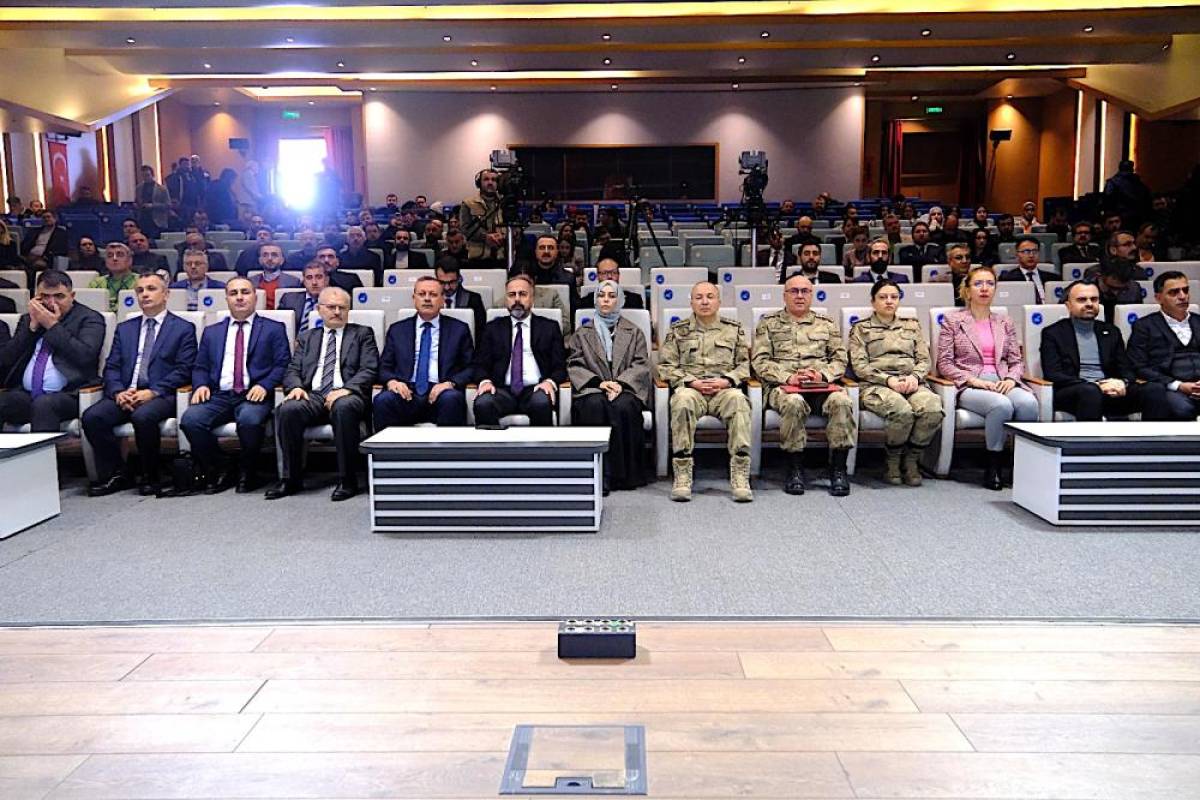 Van'da "Doğu Anadolu Bölgesel Kariyer Fuarı"nın tanıtımı yapıldı