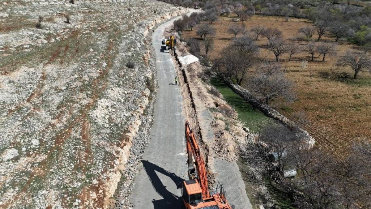 Mardin'de altyapı çalışmaları devam ediyor