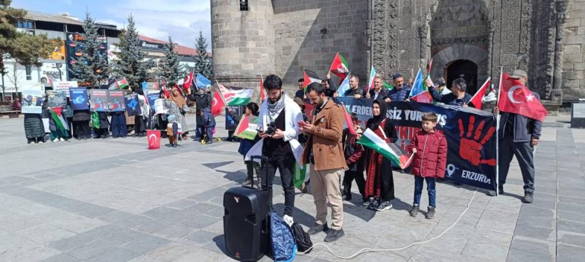 Erzurum'da sağlık çalışanları ve hekimler Gazze için yürüdü