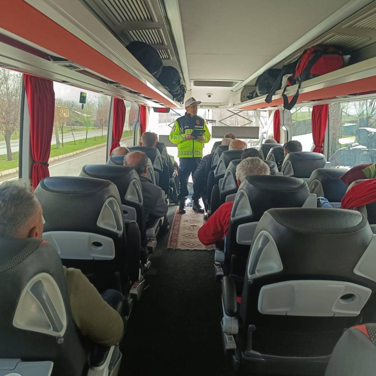 Muş'ta trafik denetimleri sürüyor