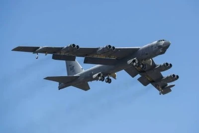ABD'de B-52 bombardıman u&ccedil;ağı d&uuml;şt&uuml;: 8 m&uuml;rettebat hayatını kaybetti