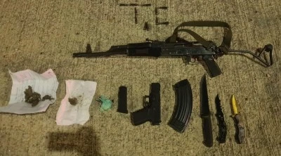 Adıyaman'da bir araçta uzun namlulu silah ve uyuşturucu ele geçirildi