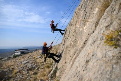 AFAD'ın yeni arama kurtarma ekipleri, göreve zorlu eğitimlerle hazırlanıyor