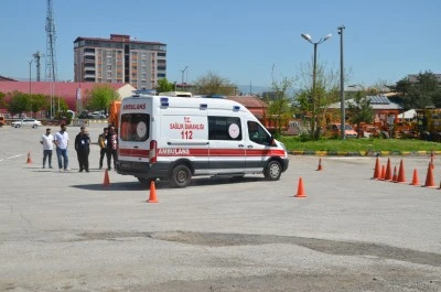 Ağrı, Van ve Hakkari'den Katılımla Muş’ta Güvenli Sürüş Eğitimi