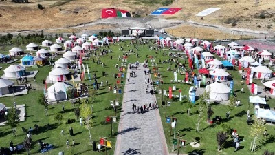 Ahlat'ta Malazgirt Zaferi'nin 954. yıl dönümü etkinlikleri devam ediyor