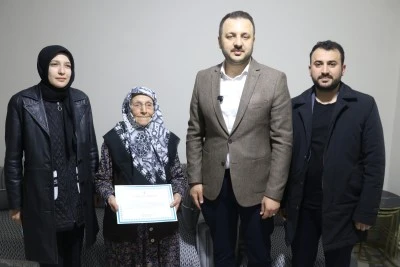 AK Parti İl Başkanı &Ouml;zturan Siirt'teki &uuml;ye sayısı a&ccedil;ıkladı!