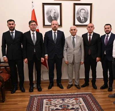 AK Parti Siirt Heyetinden Bakan Yardımcısı Nevzat Şatıroğlu'na Ziyaret