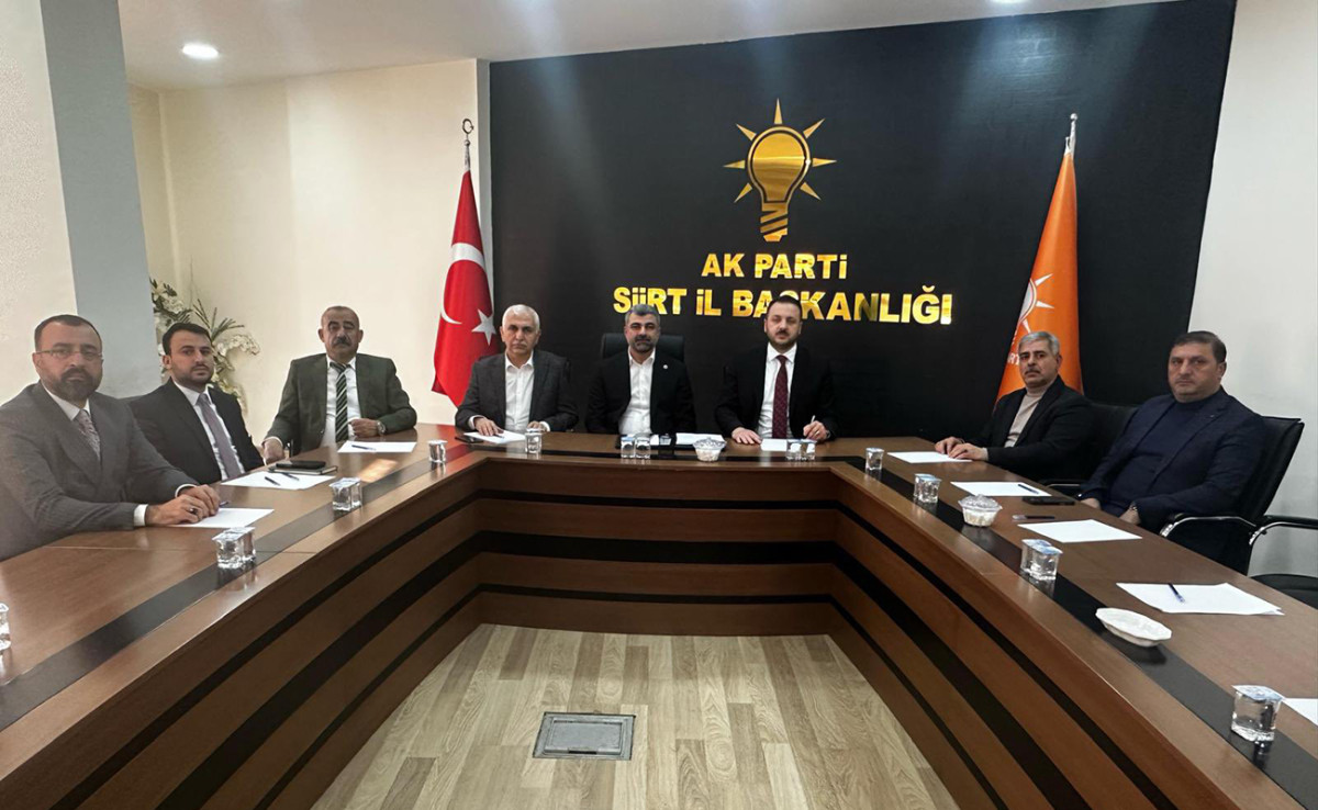 AK Parti Siirt İl Başkanlığı'nda Büyük Kongre Öncesi İstişare Toplantısı
