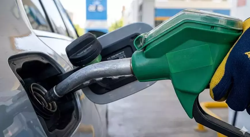 Akaryakıtta İndirim Kısa S&uuml;rd&uuml;: Motorine Yeni Zam Kapıda! İşte Siirt&rsquo;te G&uuml;ncel Akaryakıt Fiyatları