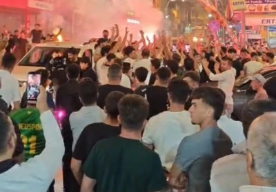 Amedspor'un Beşiktaş galibiyeti Kurtalan&rsquo;da kutlandı