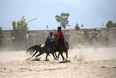 Ata sporu cirit Malazgirt Zaferi kutlamalarına renk kattı