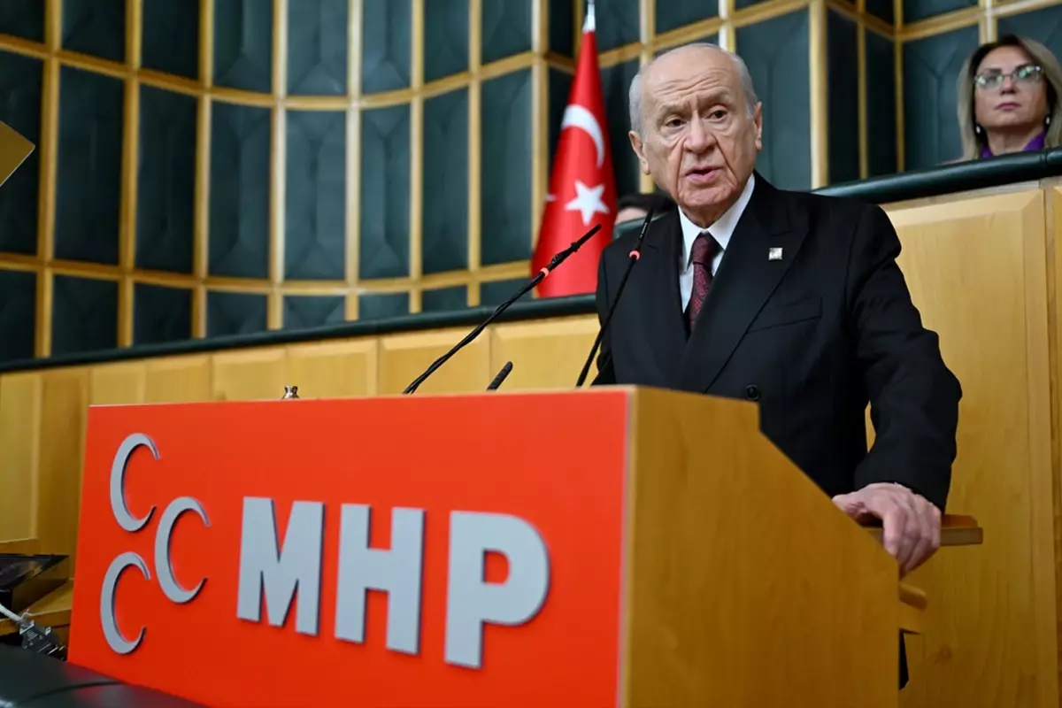 Bahçeli: “Üç Arkadaşımla İmralı’ya Gitmekten Çekinmem”
