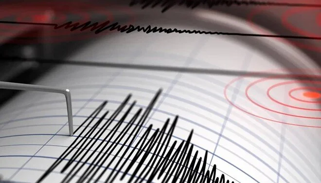 Balıkesir'de şiddetli deprem!