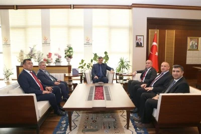 Başkan Çiçek’ten Rektör Şındak’a Ziyaret