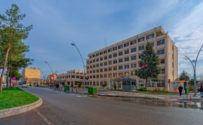 Batman Belediyesi 112 kişinin iş akdini feshetti