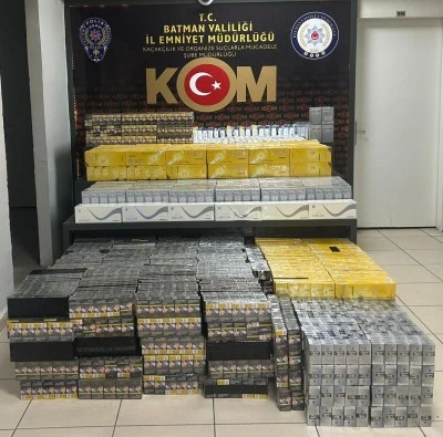 Batman'da 17 bin 600 paket g&uuml;mr&uuml;k ka&ccedil;ağı sigara ele ge&ccedil;irildi