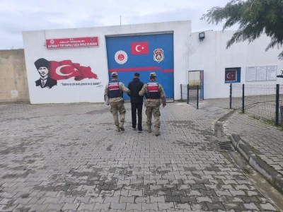 Batman'da 36 firari h&uuml;k&uuml;ml&uuml; yakalandı