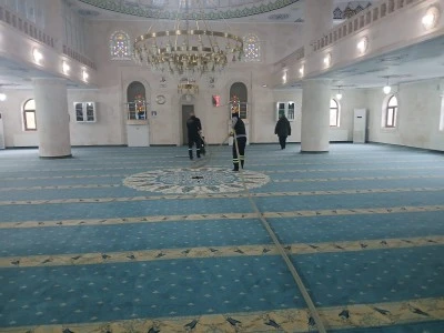 Batman'da dini mekanlarda temizlik çalışması yapılıyor