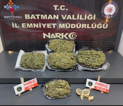 Batman’da düzenlenen uyuşturucu operasyonunda 4 kilo 500 gram skunk ele geçirildi