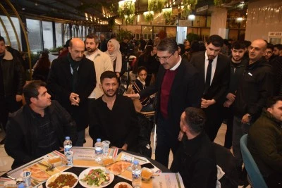 Batman'da gen&ccedil;lere y&ouml;nelik iftar programı d&uuml;zenlendi