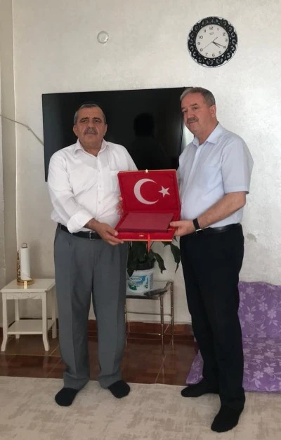 Batman'da hayatını kaybeden Müze Müdürü Alper'in ailesine ziyaret