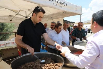 Batman'da İmam Abdullah'ı Anma ve Aş D&ouml;kme etkinliği d&uuml;zenlendi