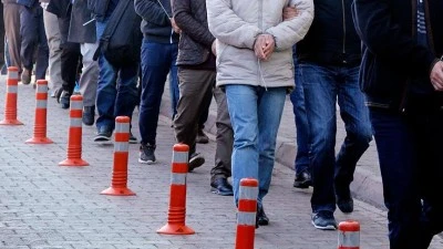 Batman&rsquo;da İş Yerini Yağmalayan Tefecilere Operasyon:  8 G&ouml;zaltı
