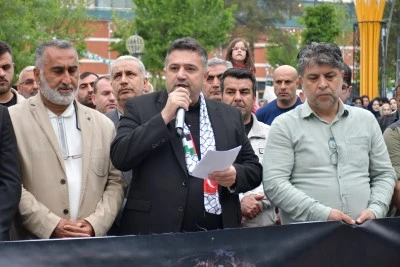Batman'da İsrail'in K&uuml;resel Sumud Filosu'na saldırısı protesto edildi
