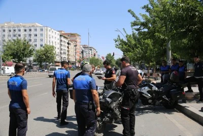 Batman'da motosiklet sürücülerine yönelik trafik denetimi yapıldı