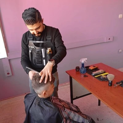 Batman'da öğrenciler ücretsiz tıraş edildi