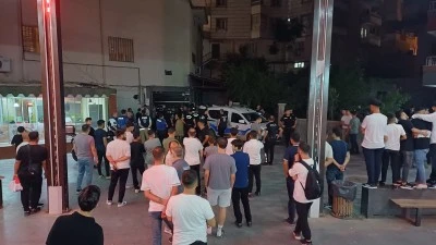 Batman'da Polisten Kaçarken Boğazına Bıçak Dayadı! 1 Saatlik İkna Sonrası Teslim Oldu