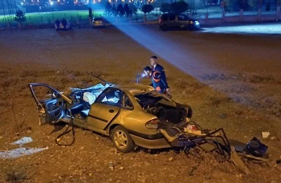 Batman'da tıra arkadan çarpan otomobildeki 2 çocuk öldü, sürücü yaralandı