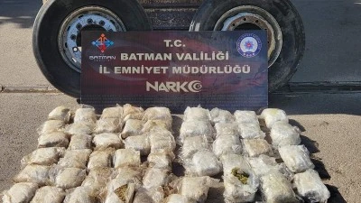 Batman'da uyuşturucu operasyonunda yakalanan 4 şüpheli tutuklandı