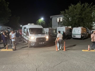 Batman'daki trafik kazasında ölen mimar Barut'un cenazesi Diyarbakır'da defnedildi