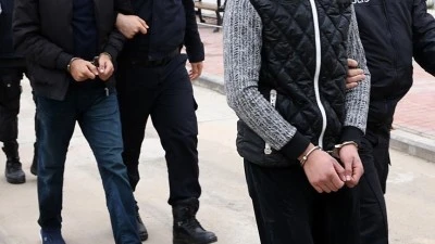Batman-Siirt karayolunda d&uuml;zenlenen operasyonda futbol kul&uuml;b&uuml; başkanı ka&ccedil;ak altınla yakalandı!