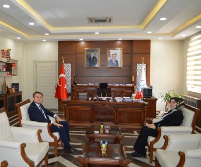 Baykan Asliye Ceza Hakimi&rsquo;nden Kaymakam &Ouml;zcan&rsquo;a İade Ziyaret