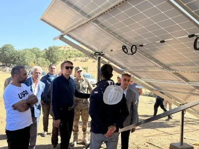 Baykan’da köyün suyu güneşten