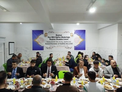 Baykan Kaymakamı &Ouml;ğrencilerle İftar Sofrasında Buluştu