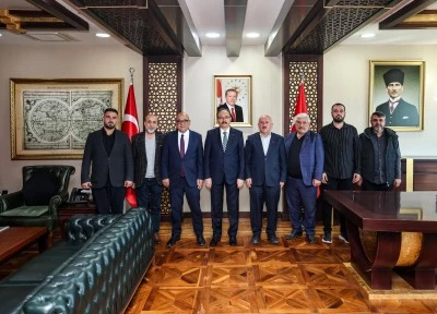 BİK B&ouml;lge M&uuml;d&uuml;r&uuml; Y&uuml;rekli ve Yerel Basından Vali Kızılkaya&rsquo;ya Ziyaret