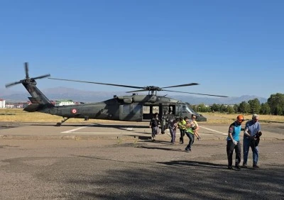 Bingöl'de gıda zehirlenmesi yaşayan 4 kişi askeri helikopterle hastaneye ulaştırıldı