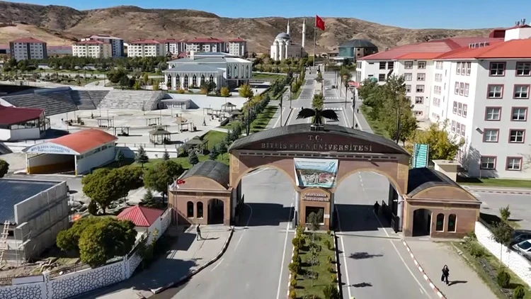 Bitlis Eren Tıp Fak&uuml;ltesi YKS 2026&rsquo;da K&ouml;kl&uuml; &Uuml;niversiteleri Geride Bıraktı
