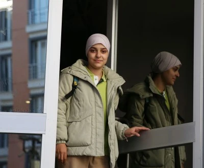 Bitlis'te 12 yaşında iki kez kanseri yenen Elanur, yaşama azmiyle duygulandırdı