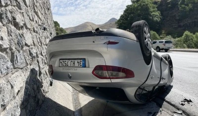 Bitlis'te takla atan otomobilin sürücüsü yaralandı