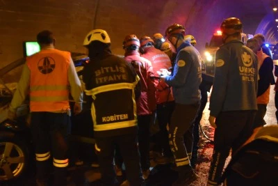 Bitlis'te tünelde trafik kazası tatbikatı düzenlendi