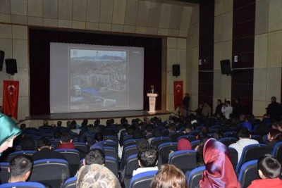 Bitlis'te Turizm Haftası dolayısıyla program düzenlendi.