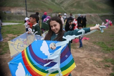 Bitlis'te uçurtma şenliği düzenledi