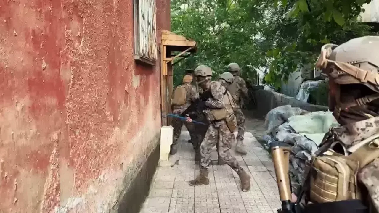 Bitlis'te uyuşturucu operasyonunda 6 şüpheli tutuklandı